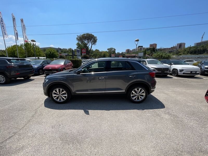 Volkswagen T-Roc - immagine 3